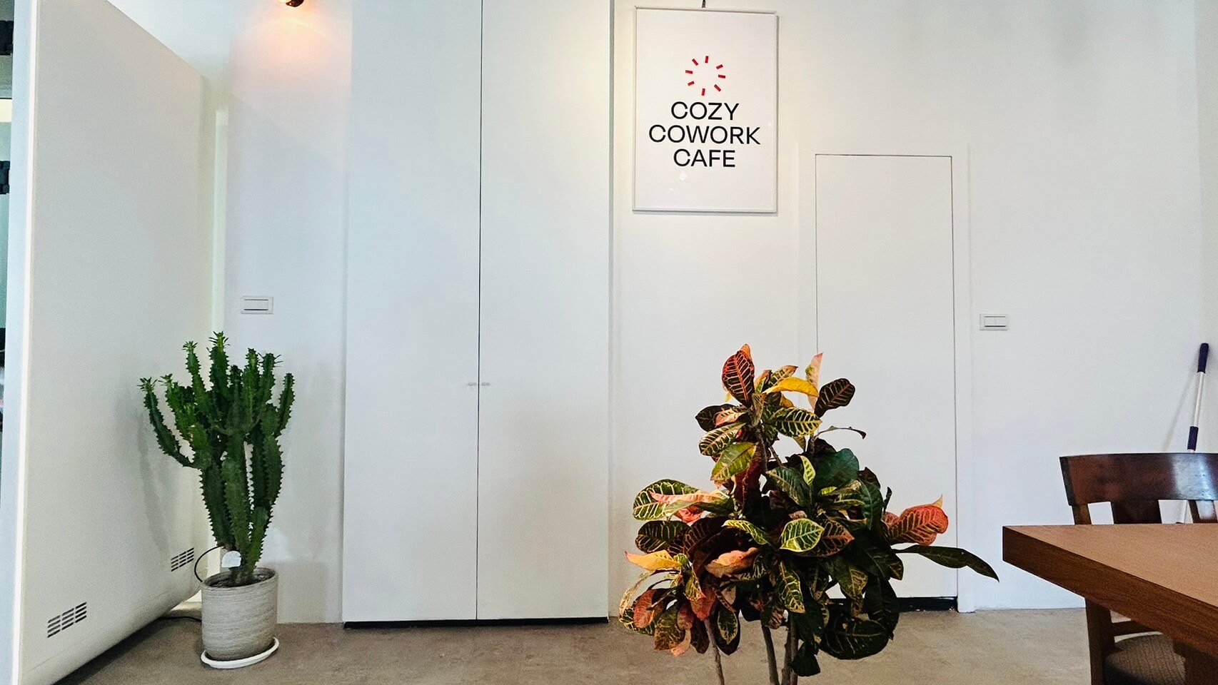 Cozy Cowork Cafe 共享空間咖啡廳