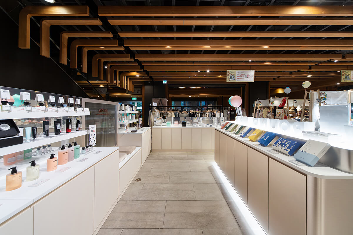 Roundlab x MIVUE 新板誠品快閃店