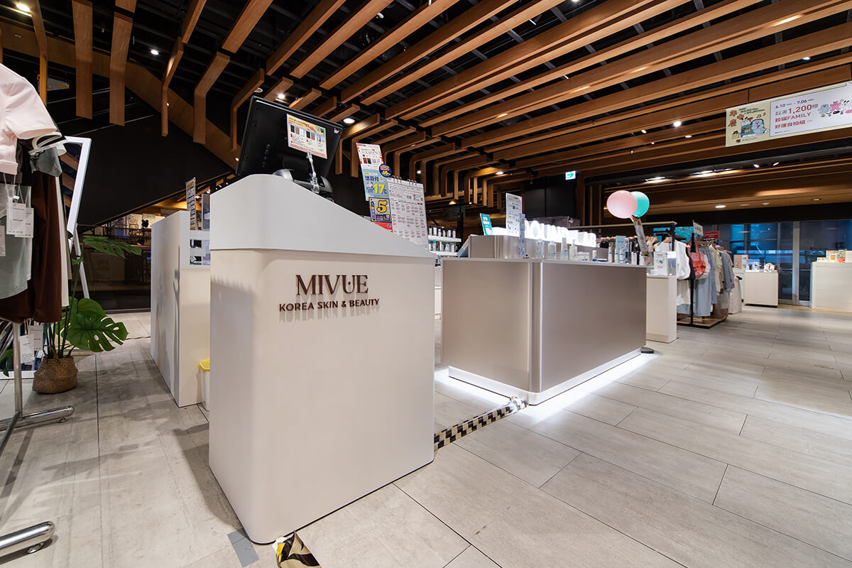 Roundlab x MIVUE 新板誠品快閃店